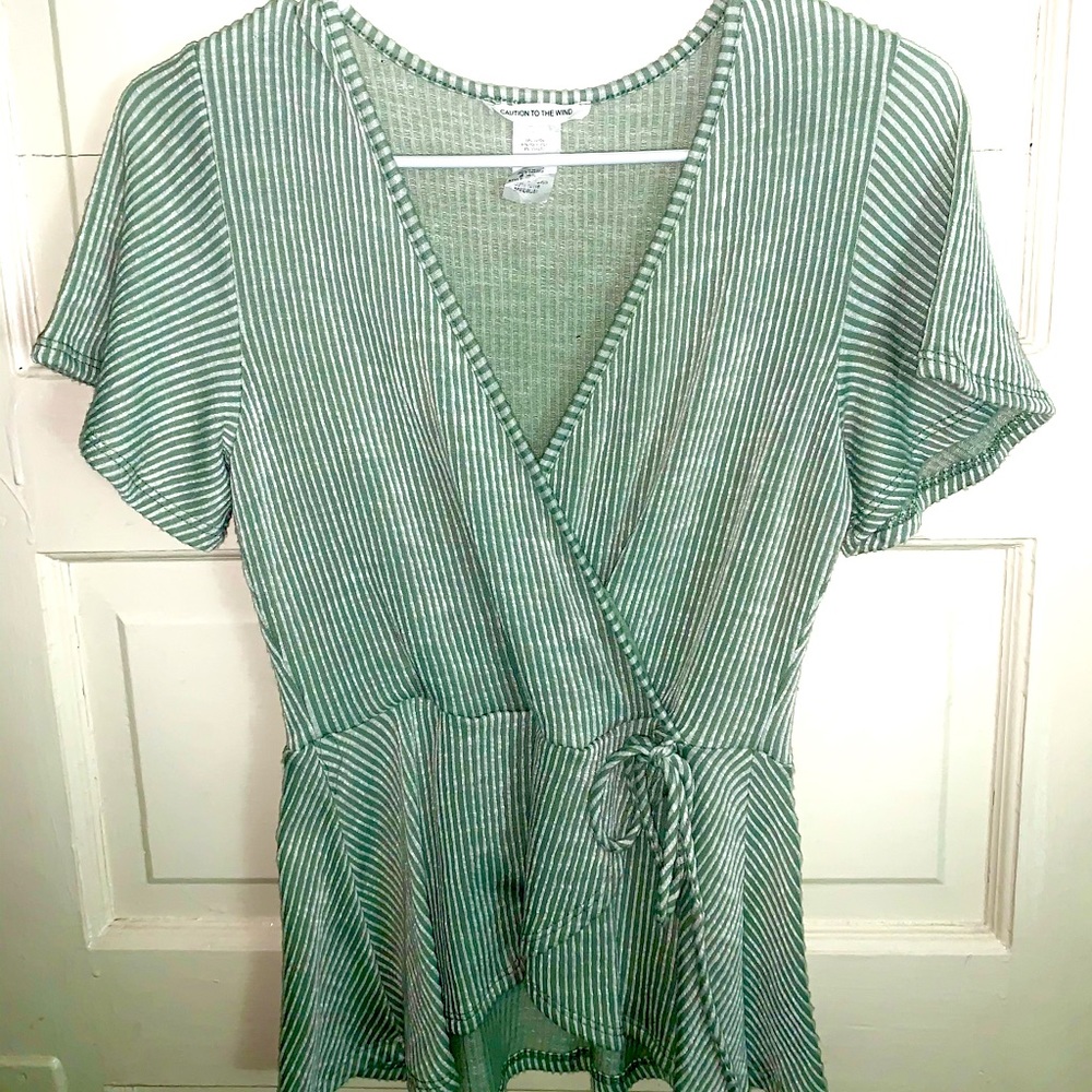 Blouse: Caution To The Wind
